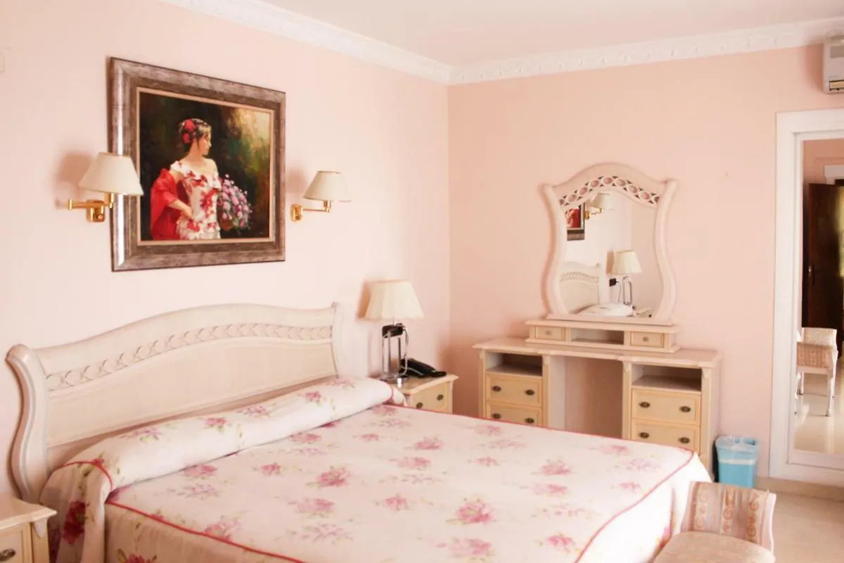 Hotel Paraiso Del Mar 2*, Nerja Spain