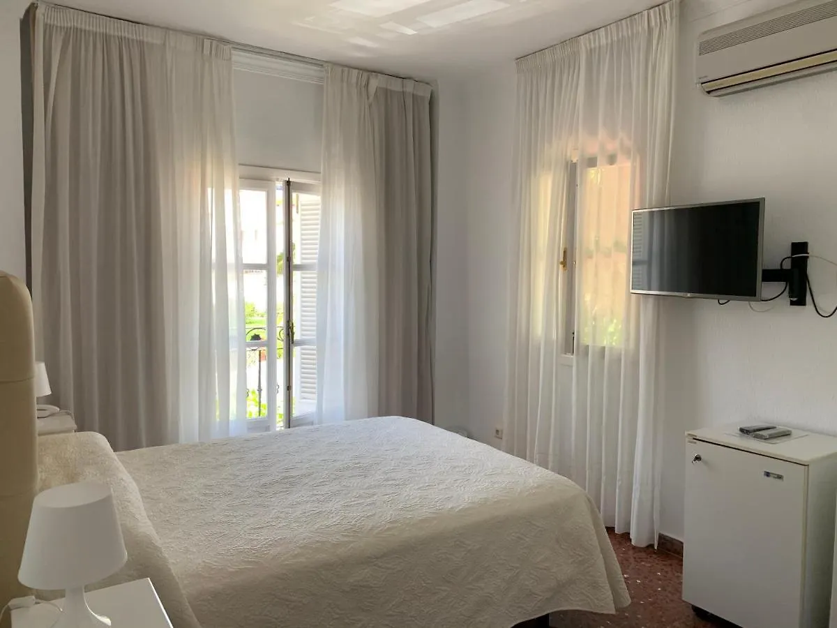 Hotel Paraiso Del Mar 2*, Nerja Spain