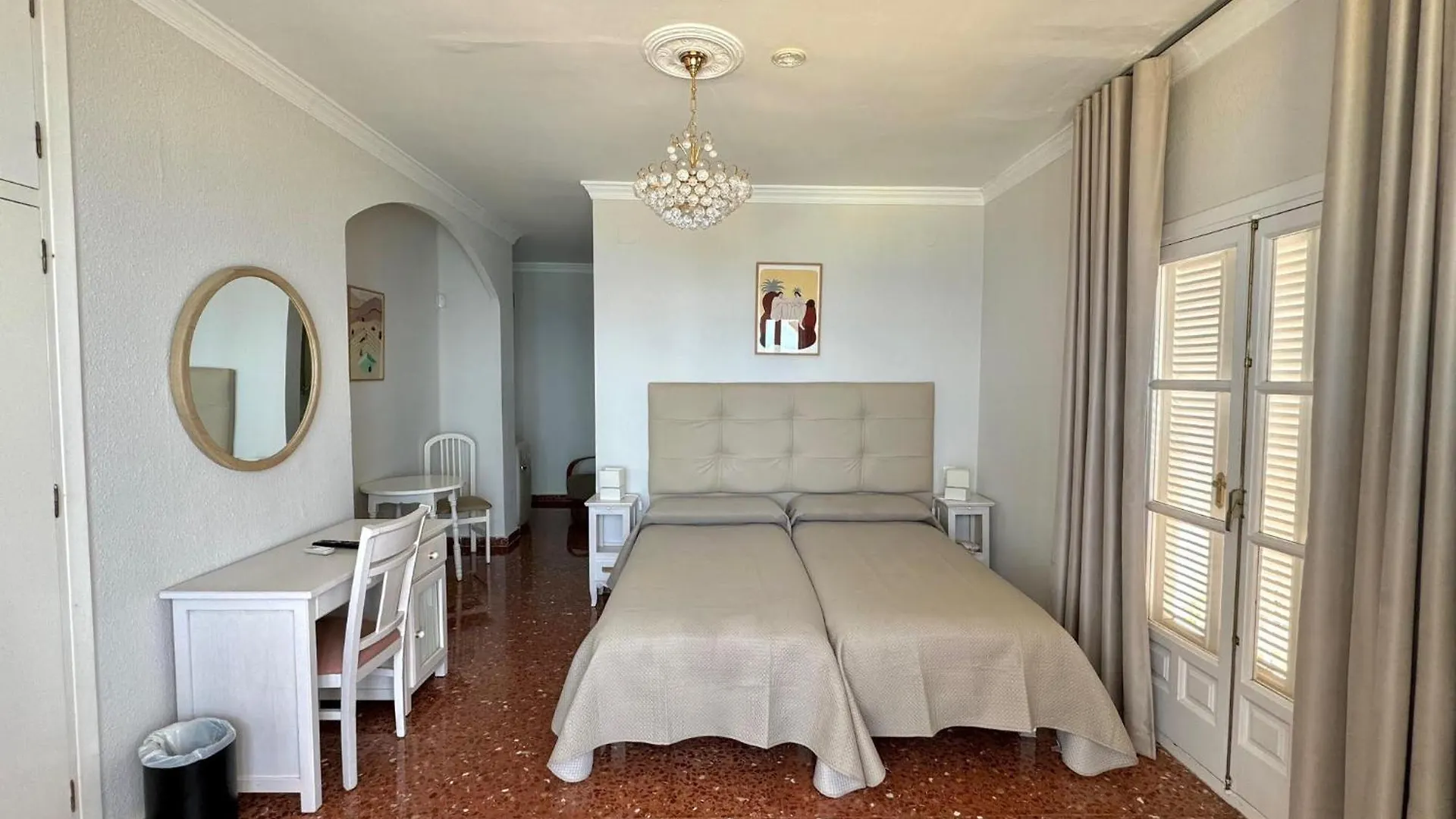 **  Hotel Paraiso Del Mar Spain
